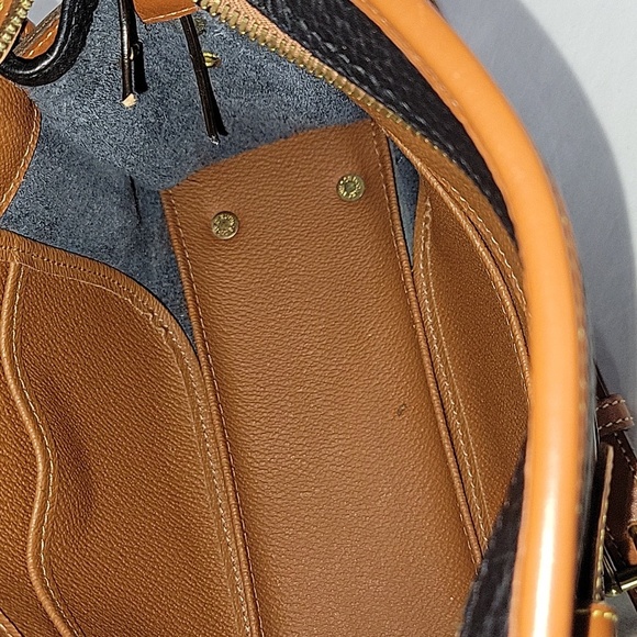 Vintage Dooney & Bourke Black and Brown Leather Crossbody Bag - Picture 10 of 13